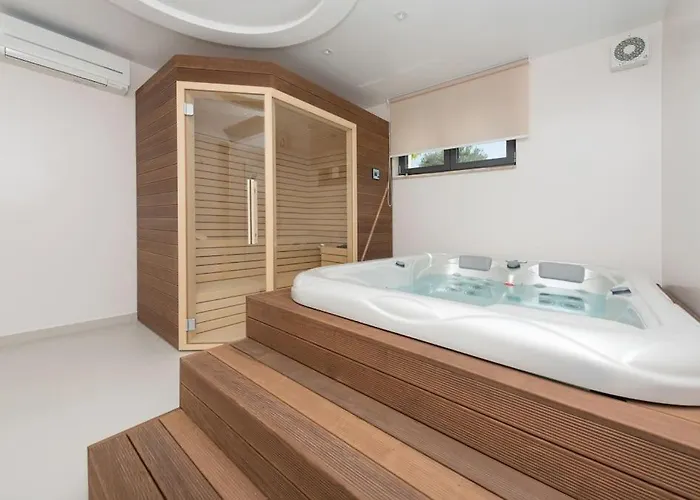 Vld - Amazing Home! - Exklusiv Макарска
